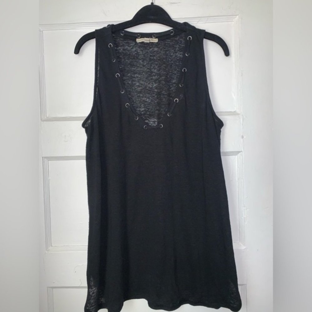 Express one eleven tank with tie v-neck size large